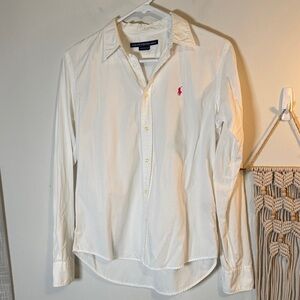 EUC Ralph Lauren Golf Women’s White Button-Down Shirt with Pink Logo Size 8